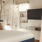 Piazza Unita D'italia - Jr Con Ac - Wi Fi - Park Convenzionato * Трієст